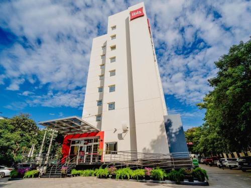 Asuncion Hotel | ibis Asuncion