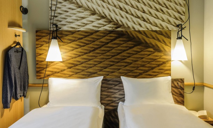 Canary Wharf Hotel | ibis London Docklands Canary Wharf