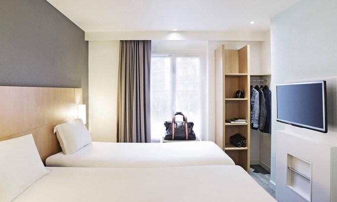 Saint-Vincent-de-Paul Hotel | ibis Paris Gare Du Nord TGV