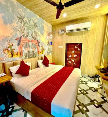Lanka Hotel | Iconic Hotels Varanasi