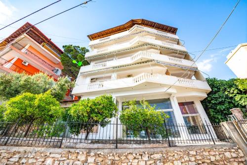 Sarande Hotel | Ideal ApartHotel Saranda