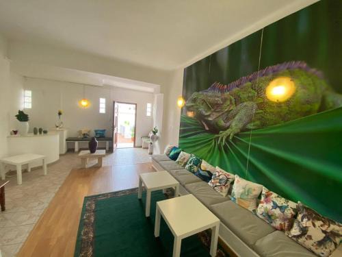 Lagos City Center House | Iguana Guesthouse