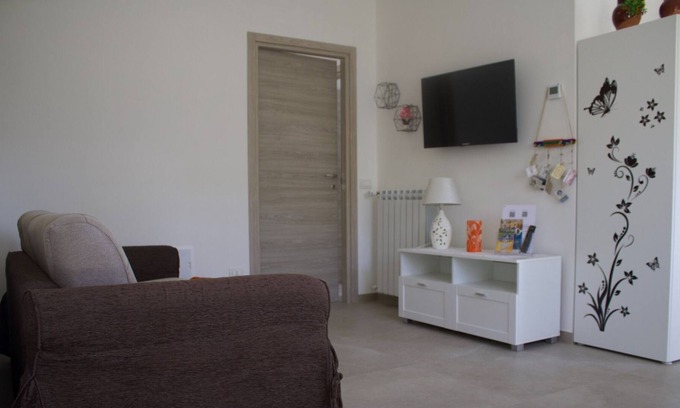 Pezze di Greco Apartment | " il Datterino " a 4 KM dal Mare ed ai Piedi Della Valle D'itria in Puglia