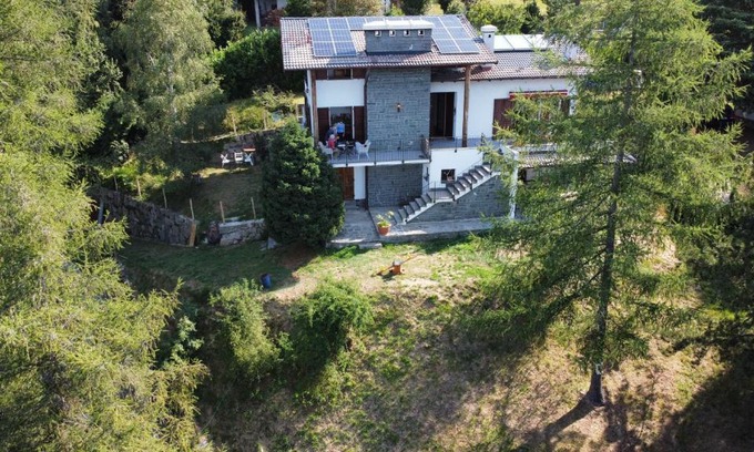 Sueglio Apartment | il larice d' oro