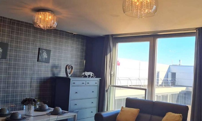 Central Milton Keynes Apartment | Immaculate 1-bed Apartment in Milton Keynes