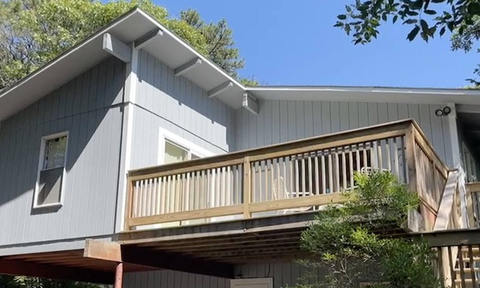 East Chop House | In the heart of East Chop. Walks on East Chop Dr. Then relax on the private deck