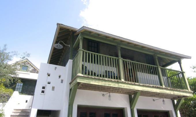 Rosemary Beach Apartment | In the Heart of Rosemary Beach - Beach, Pool, & Shops Steps Away