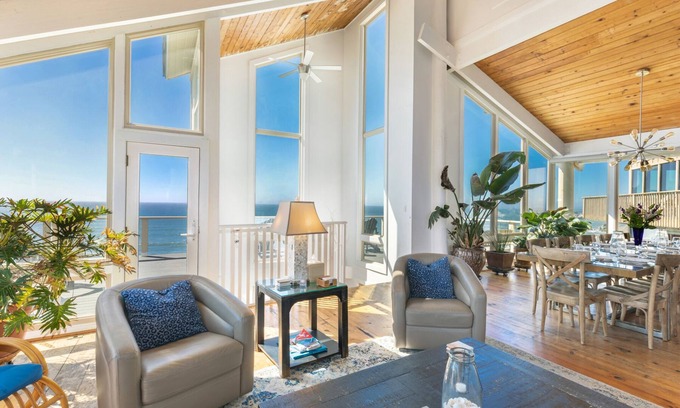 Marin County House | Incredible Ocean Front Home with 3 Master Suites and Secluded Beach