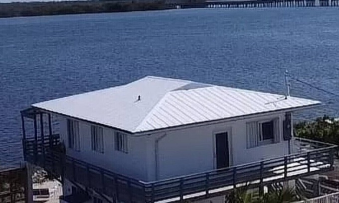Doctor's Arm House | Incredible~Ocean Views~ramp-dock-hot tub. Stay 14 days get up to 14 more FREE!