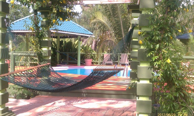 Negroman Cabin | Inn The Bush Jungle Lodge