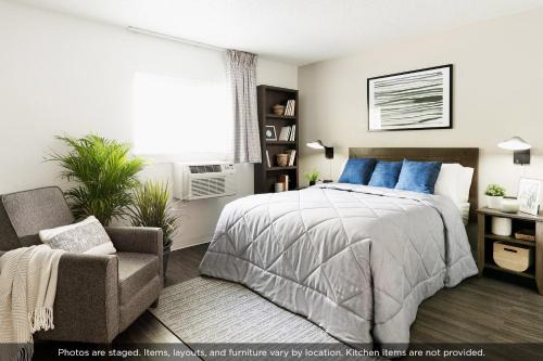 Northern Woods Hotel | InTown Suites Extended Stay Columbus OH - North