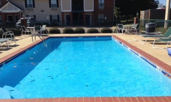 Prattville Hotel | InTown Suites Extended Stay Prattville AL