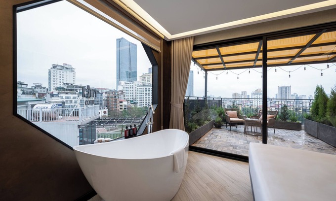 Ngoc Khanh Hotel | iRest Signature Ba Dinh Lakeside