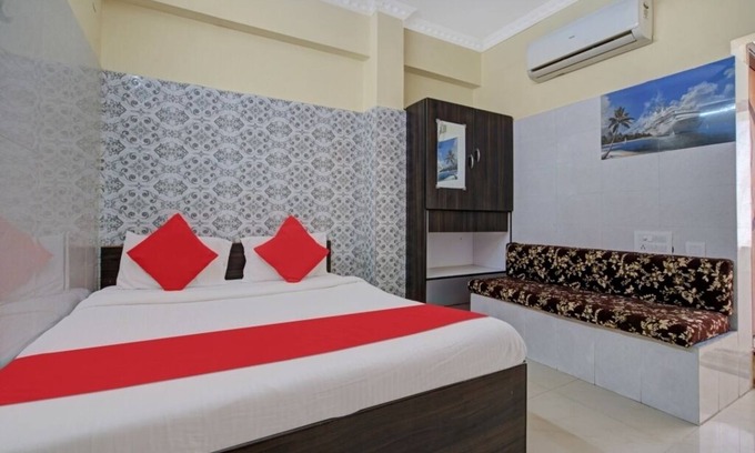 Shamshabad Apartment | iROOMZ Hotel Sweekar Suites