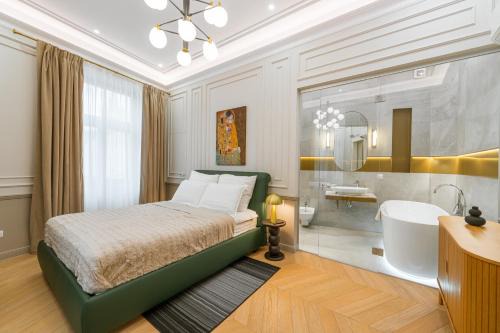 Old Town Apartment | Isac Residence