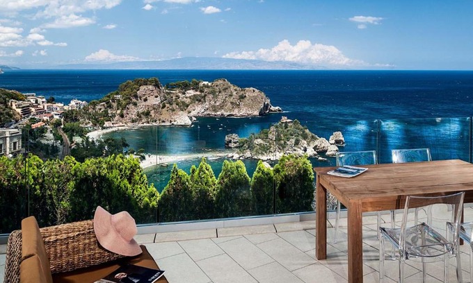 Taormina Apartment | Isola Bella