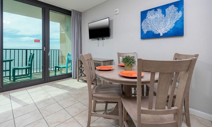 Gulf Shores Condo | It is just like a CONDO…it's the Phoenix Hotels! FREE Wifi - Full Kitchen