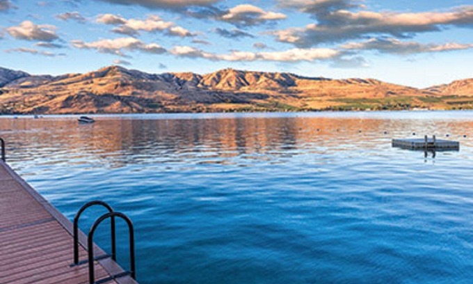 Chelan Resort | It is not a dream . Yes it is this dreamy !