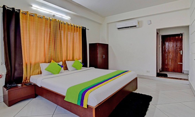 Siliguri Hotel | Itsy By Treebo - Mountain Green