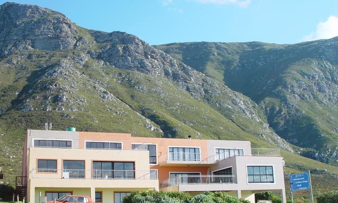 Betty's Bay Bed & Breakfast | Jack's Seaview