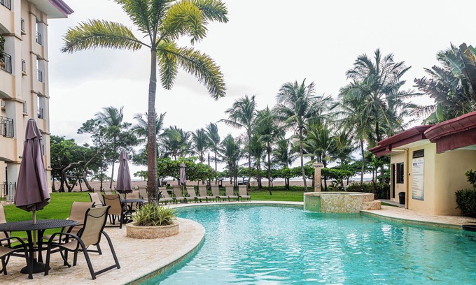 Barrio Los Faroles Condo | Jaco Walkout Beachfront-90 min SJO-sleep 6-next to Crocs-1st floor