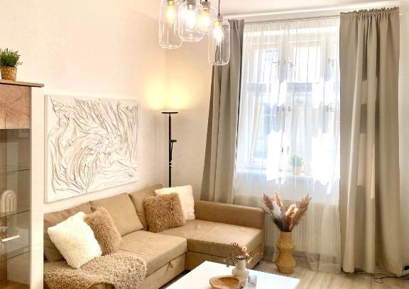Old Town Apartment | JAMES BOND Apartment TOP Location Air Conditioned