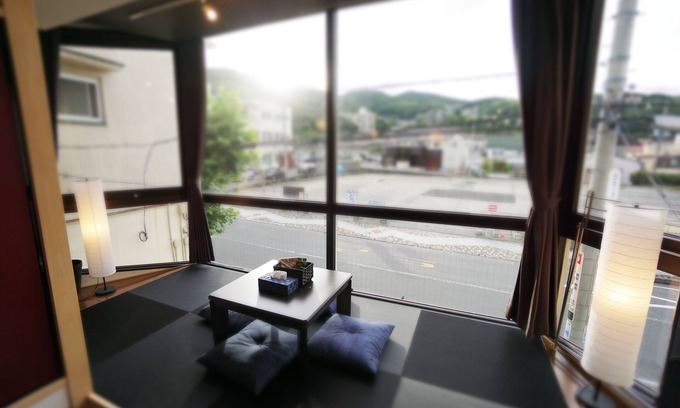Ito House | Japanese Condominium UNO