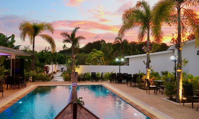 Rawai House | Jasmine Village
