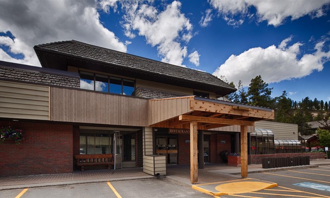 Jasper Hotel | Jasper Inn & Suites by Innhotels