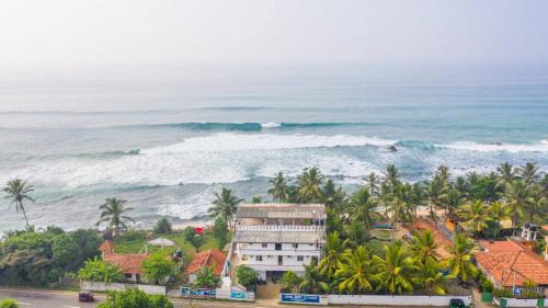 Midigama East Hotel | Jayanthi Surf Dreams