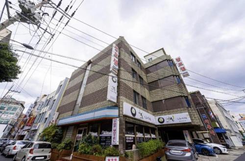 Downtown Hotel | Jeju Top Motel
