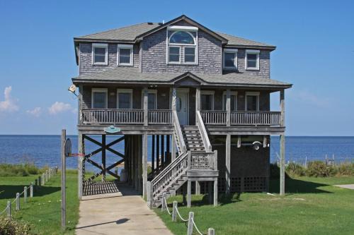 Frisco House | Jersey Paddler #13-F