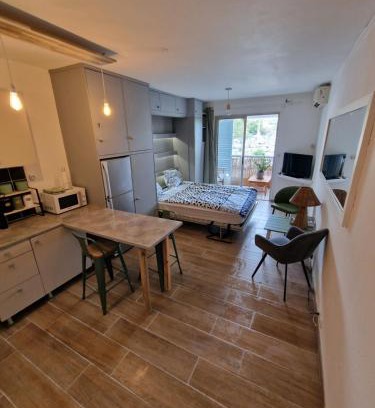 St Gilles-les-Bains Apartment | Jetez l'ancre - Balcon sur le cœur de Saint-Gilles les Bains