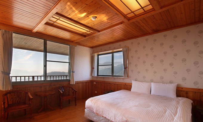 Ren'ai Bed & Breakfast | Jia Maei B&B