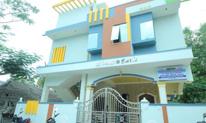Thirunallar House | JMS Gurukul Guest House