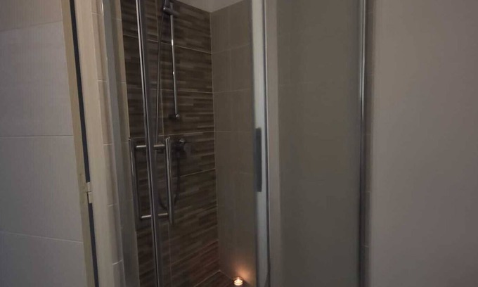 La Courneuve Apartment | Joli Logement Devant la Mairie de la Courneuve