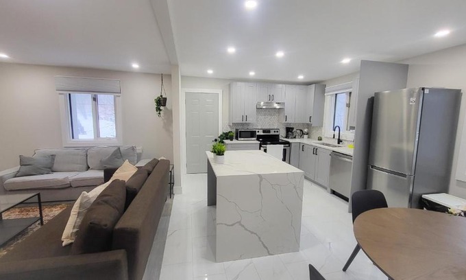 Vanier Apartment | JstLikeHome - Serenity Suites & Guesthouse
