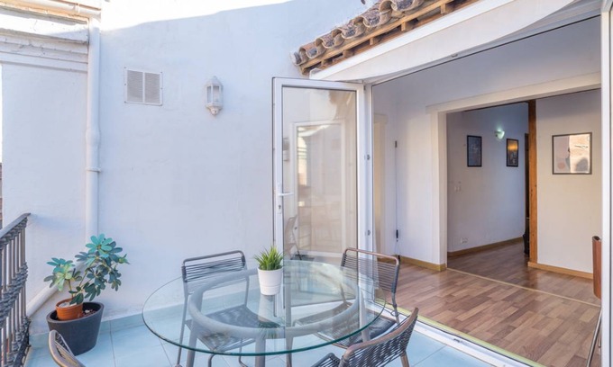 Centro Apartment | Juan De Padilla (024)