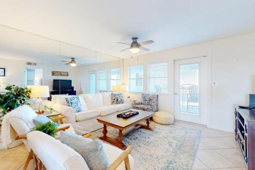 Orange Beach East Apartment | Jubilee Landing 302