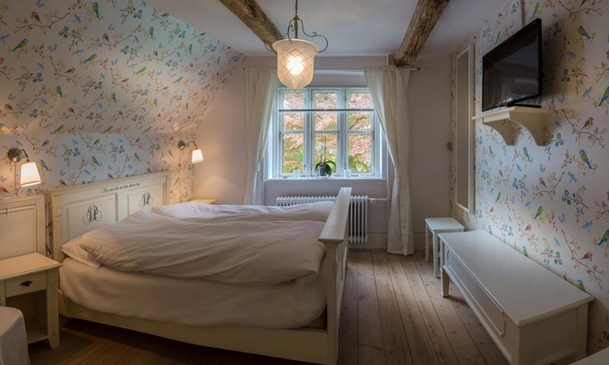 Praesto Bed & Breakfast | Jungshoved Præstegård B&B