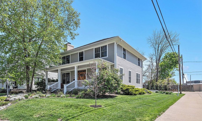 Northeast South Bend House | Just a few Blocks to Notre Dame!