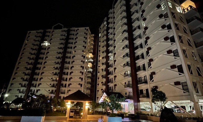 Basak Condo | Just common sense hosting no set check in time no set check out time.