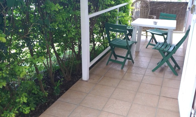 Petite-ÃŽle Apartment | Just like home Comfortable accommodation close to the city center