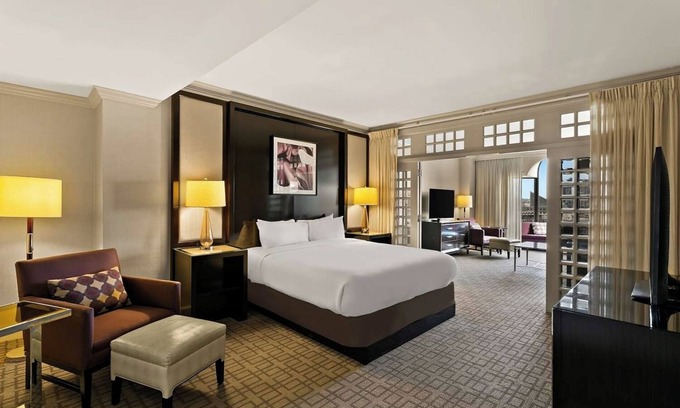Downtown Baltimore Resort | Just What You Were Looking For! Near CFG Bank Arena, Baltimore, Pet-Friendly