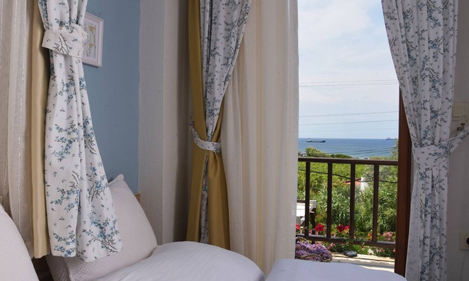 Bozcaada Hotel | K Bozcaada Paralia