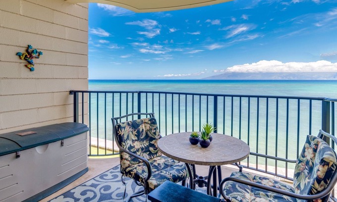 Kahana Condo | Kahana Reef #322 1 Bedroom Condo by Redawning