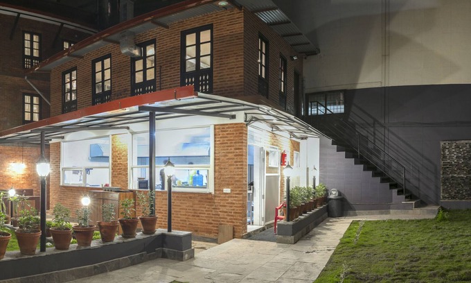 Gaushala Hotel | Kailash Kuti Inn