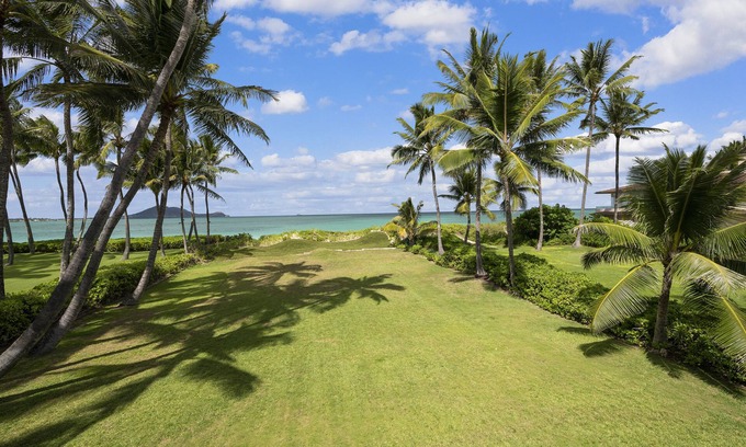 Kailua Villa | Kailua Hale Kahakai by Gather: Lux Oceanview Villa w/Beach, Walk to Attractions