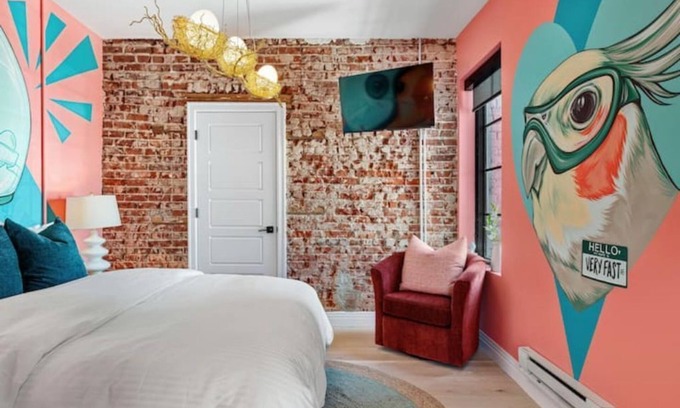 Golden Triangle Apartment | Kaitlin Ziesmer Art Suite 207