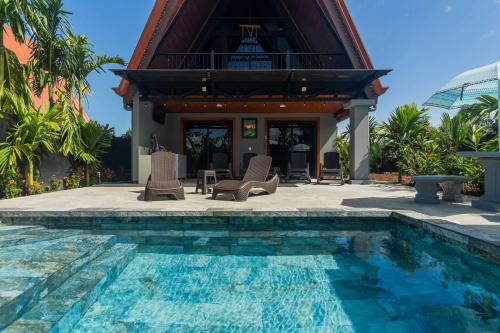 Penas Blancas Ski Chalet | Kaluma Poas Farmstay A-frame Chalet